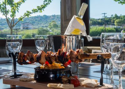 estiatorio-souvlaki-konitsa-lotos-farm