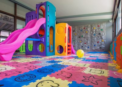 &Epsilon;&sigma;&omega;&tau;&epsilon;&rho;&iota;&kappa;ό&sigmaf; &Pi;&alpha;&iota;&delta;ό&tau;&omicron;&pi;&omicron;&sigmaf; &sigma;&tau;&eta;&nu; &Kappa;ό&nu;&iota;&tau;&sigma;&alpha;